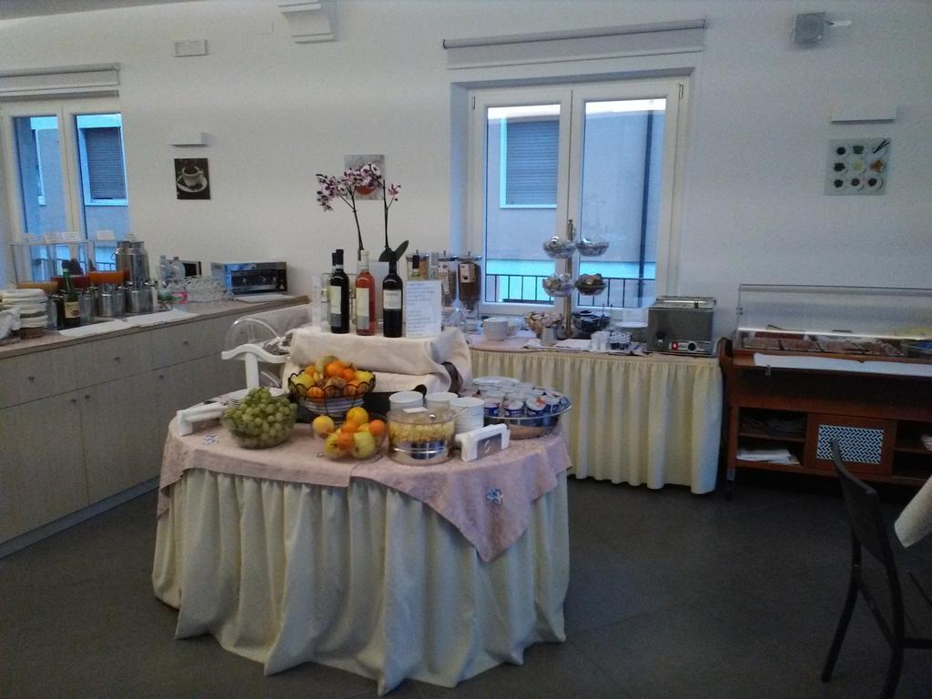 Hotel Orchidea Bardolino Exterior photo